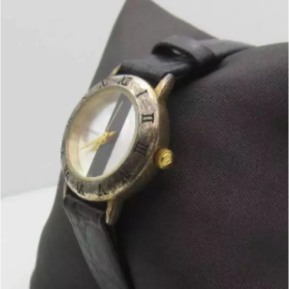 1994 RARE FOSSIL MOTHER OF PEARL WATCH SC-5492(000735)